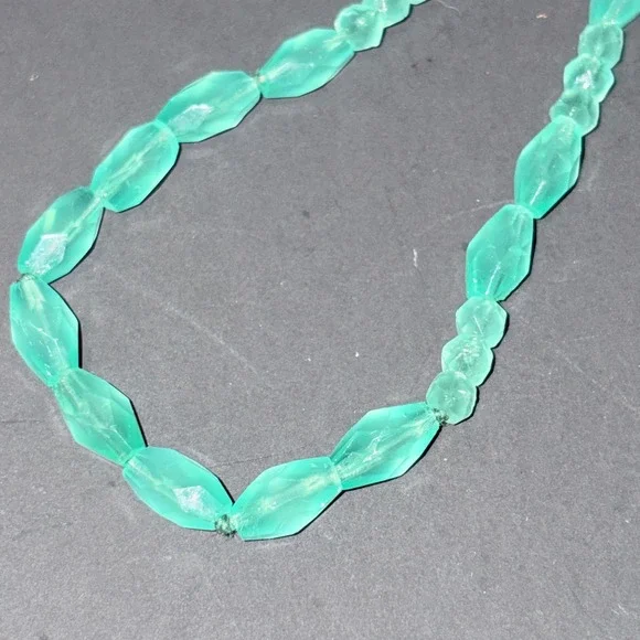 Vtg Green Uranium Glass Beaded Necklace UV Reactive Vaseline Glass Glows Flapper - Picture 13 of 16